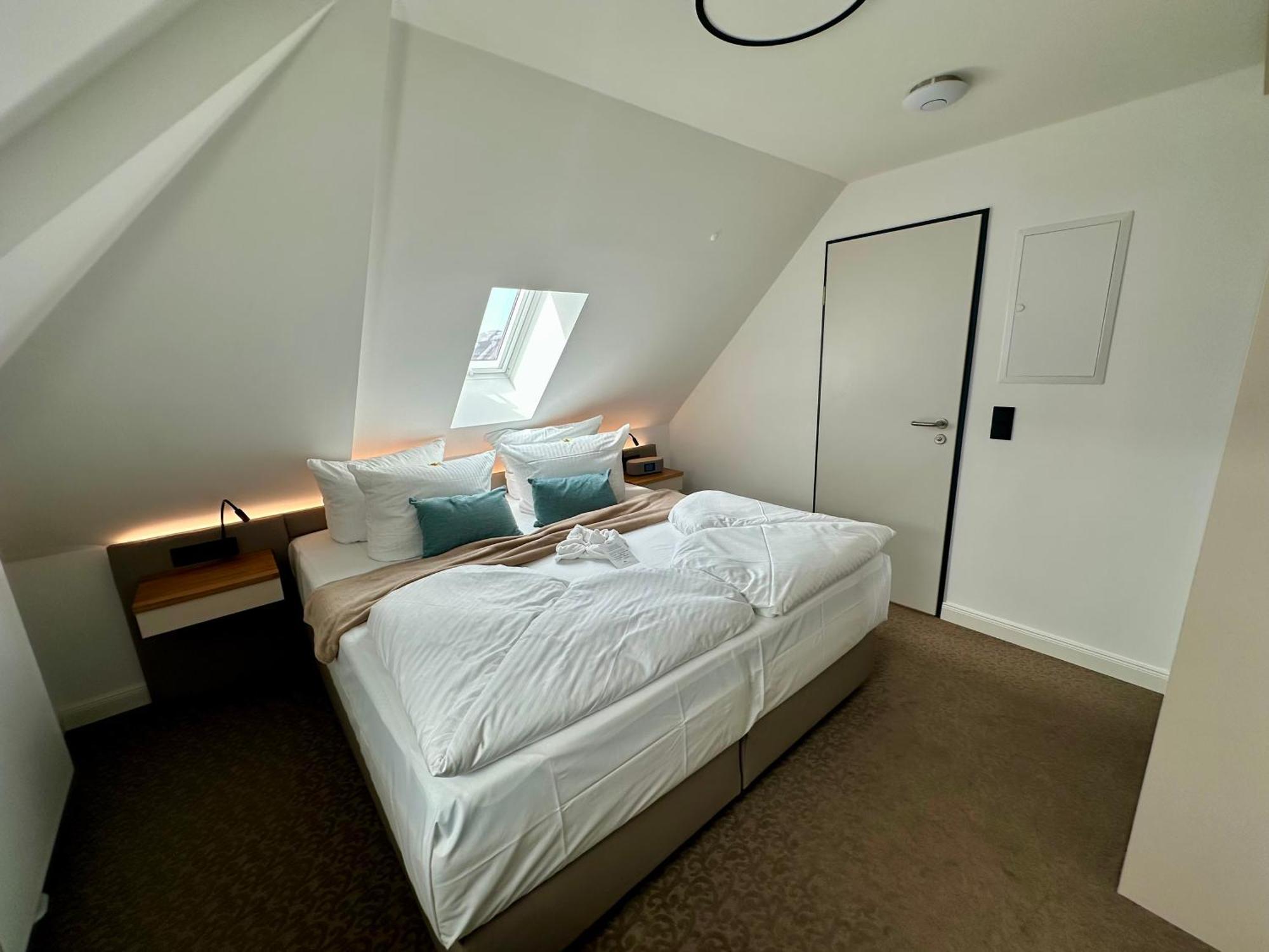 Sandbank Hotel & Appartements Lubmin Exteriör bild